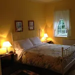 Bed and Breakfast Kilbora 3*
